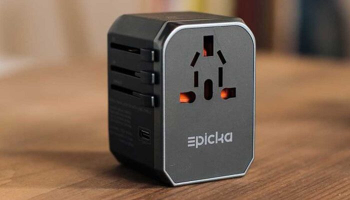 epicka-universal-travel-adapter-featured-image