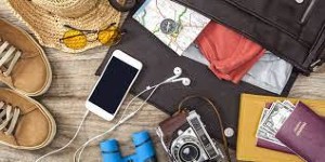 10 things to keep with you when travelling